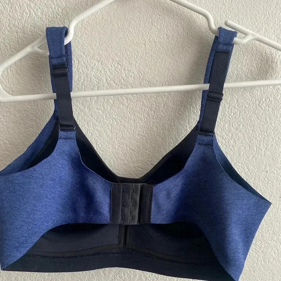 💥Blue Wireless Bra Adjustable Straps M - Picture 2 of 5